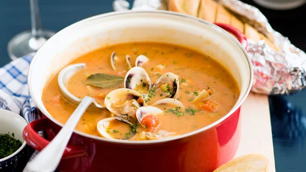 Manhattan clam chowder