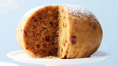 Golden boiled pudding