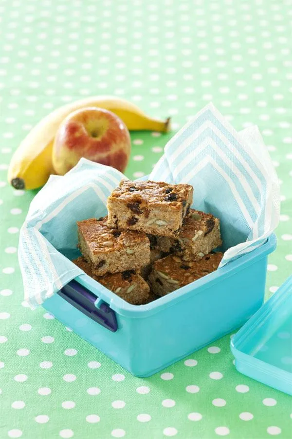 Muesli slice