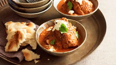 Creamy butter chicken with ricotta