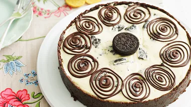 Cookies and cream cheesecake
