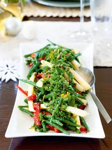White asparagus and bean salad