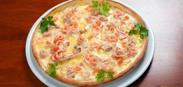 Light seafood pizzas