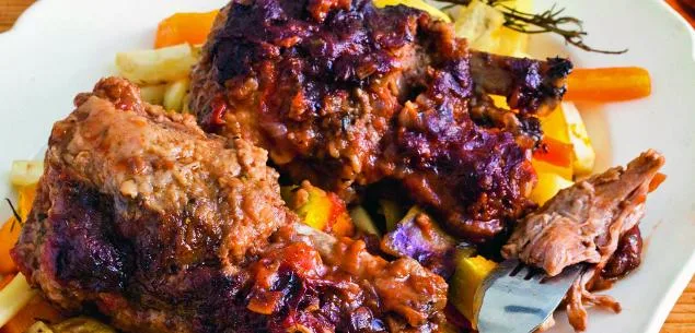Lamb shoulder rack