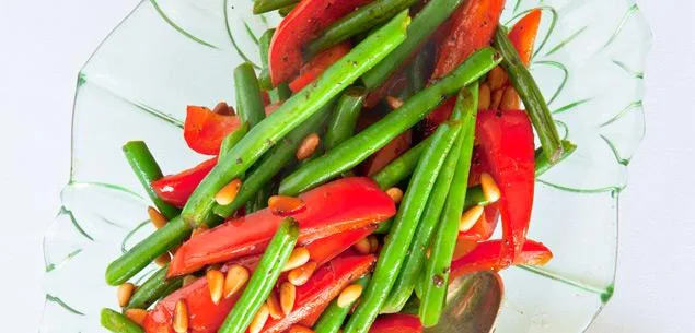 Roasted red capsicum and bean salad