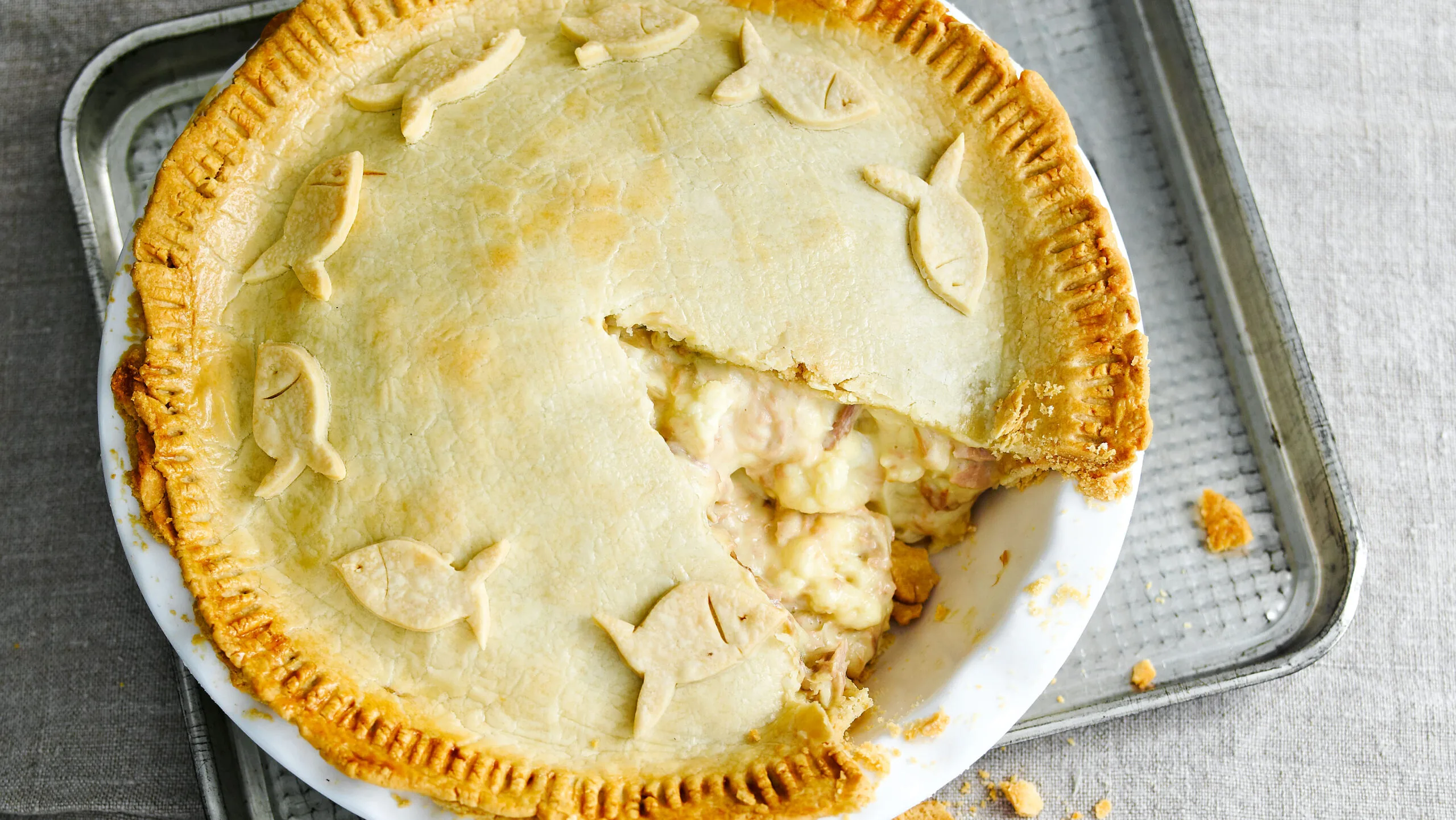 Tuna, Cauliflower and Cheese Pie