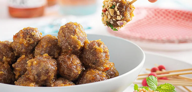 Pork satay balls with crushed chilli