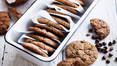 chocolate and coconut cookies
