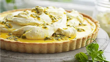Passionfruit tart with orange mascarpone cream