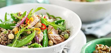 Qinoa and tuna salad