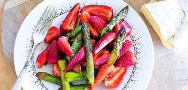 Asparagus and strawberry salad