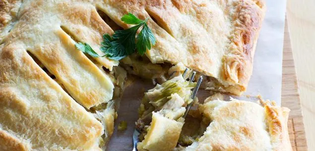 Chicken and leek pie