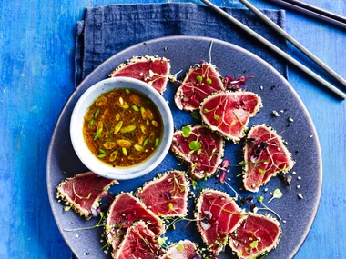 Seared tuna tataki