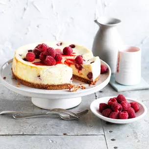 Raspberry ricotta cheesecake