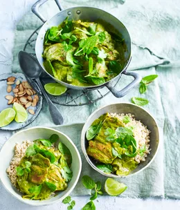 Green masala chicken curry served with brown rice and spinach