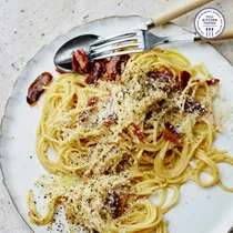 Classic spaghetti carbonara