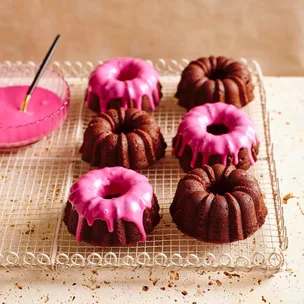 Chocolate mini bundt cakes