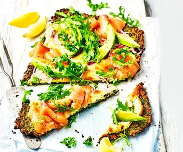 Smoked salmon and avocado kale pizza