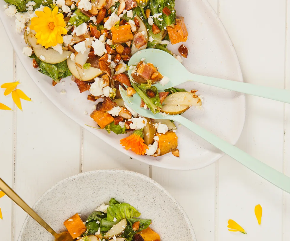 Honey, pear and almond salad