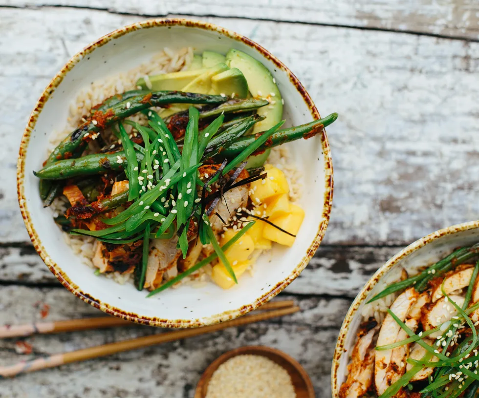 Kimchi chicken and green-bean sushi bowls