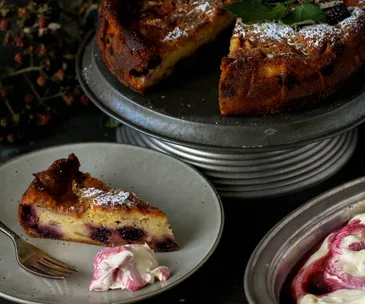 Blackberry and apple tea cake with blackberry cream