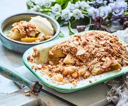Pear and feijoa almond nut crumble