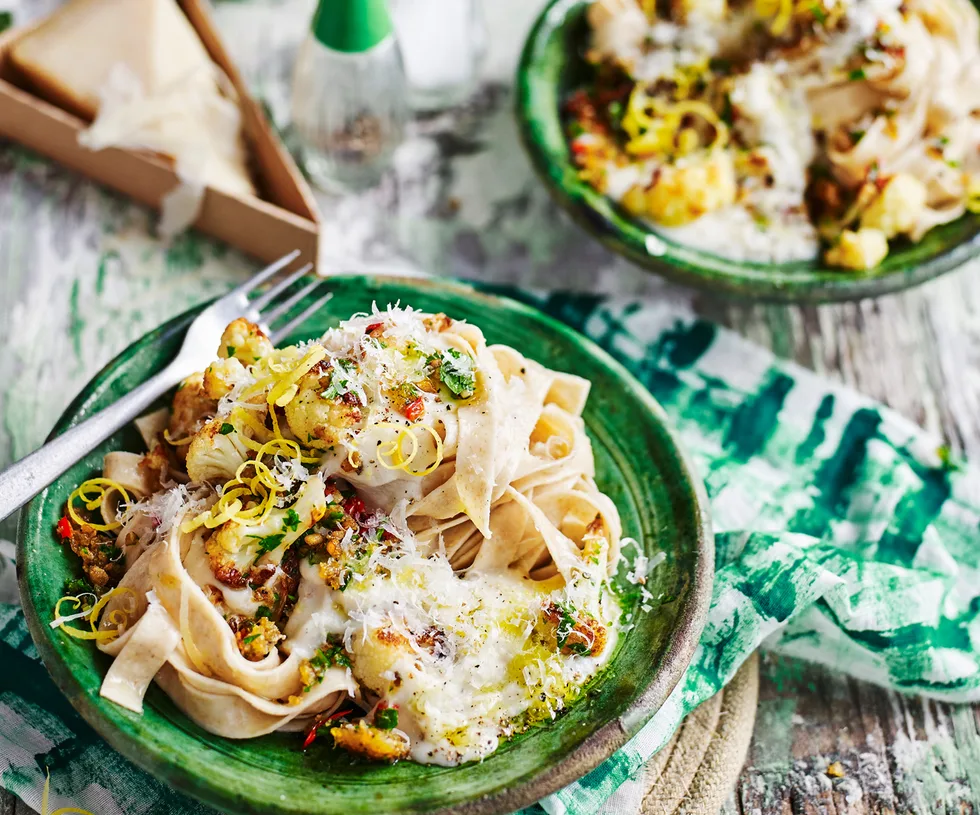 Spelt pasta with silky cauliflower sauce