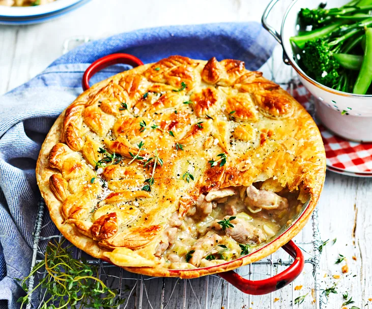 Chicken and thyme one-pan pie