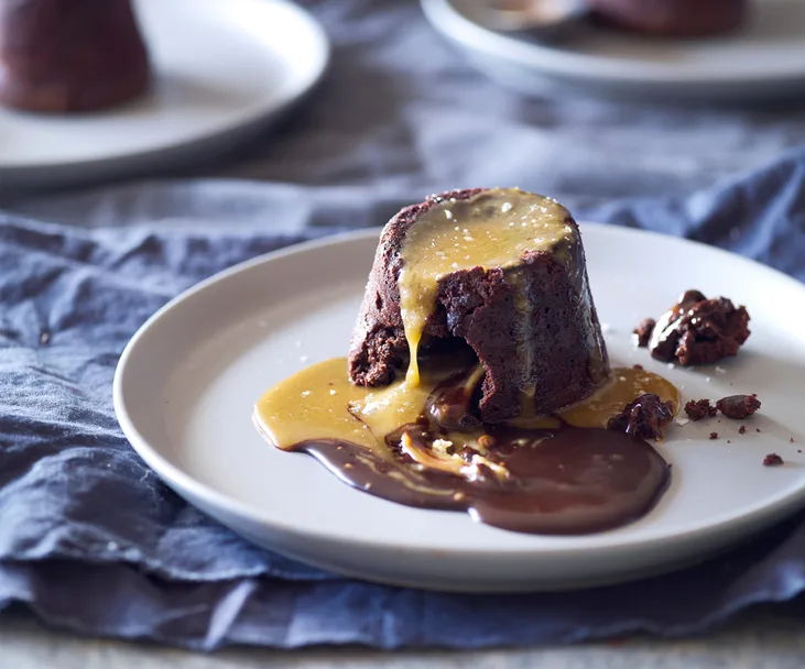 Chocolate toffee molten puddings with salted caramel sauce