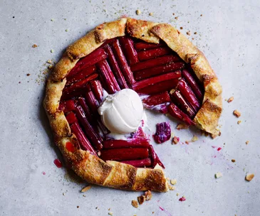 Rhubarb galette