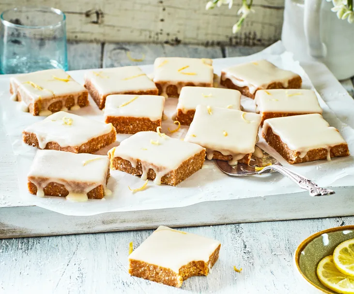 Easy zingy no-bake lemon slice