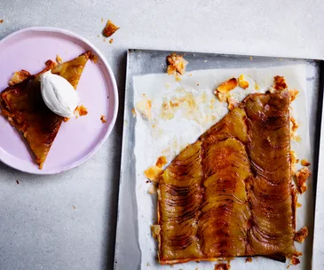 Squished apple tart