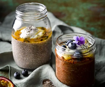 Chia pudding pots