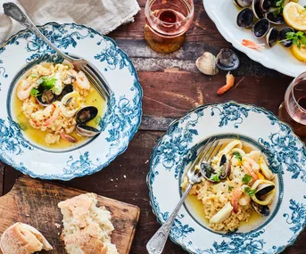 Risotto with seafood and saffron