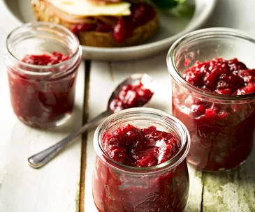 Christmas cranberry chutney