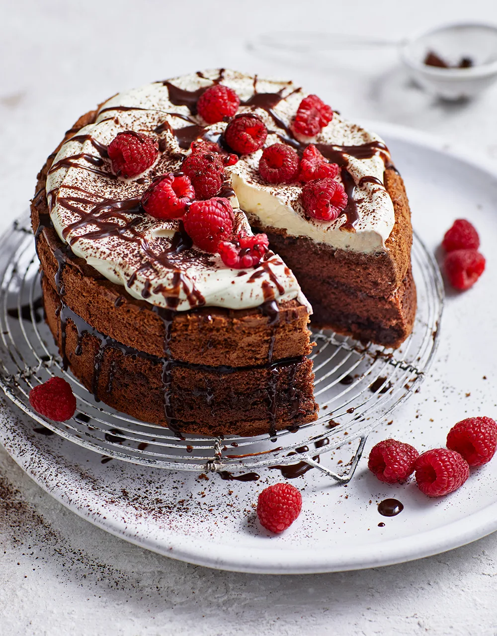 5-ingredient air fryer celebration cake