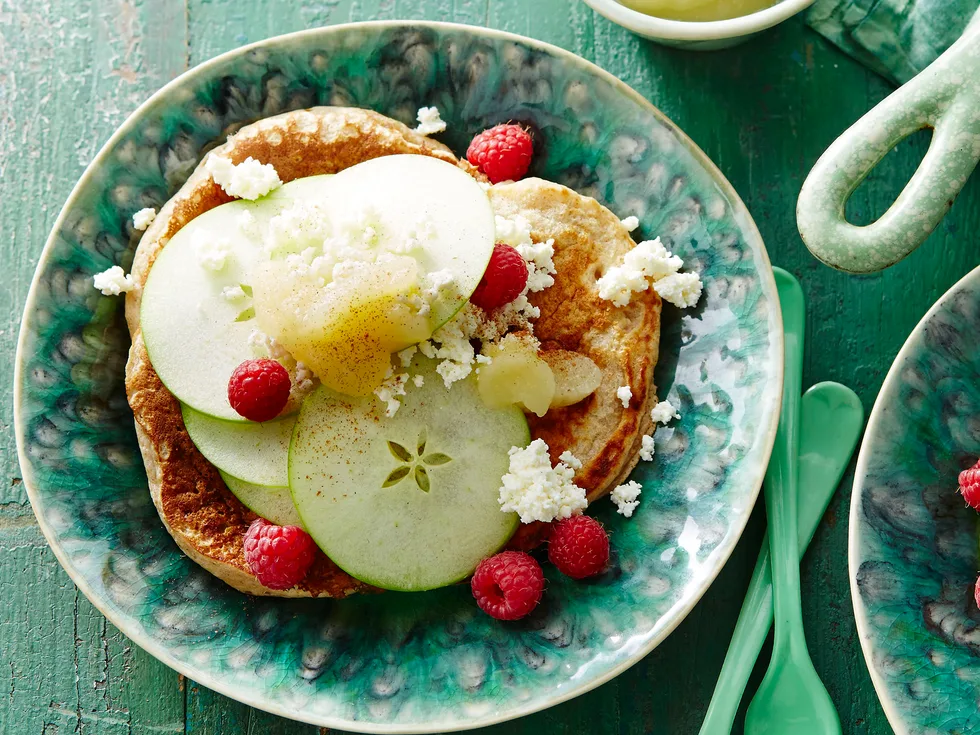 Apple berry pancakes with ricotta