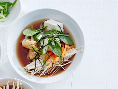 Miso udon soup with prawn & tofu