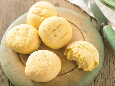 Crunchy Polenta Rolls