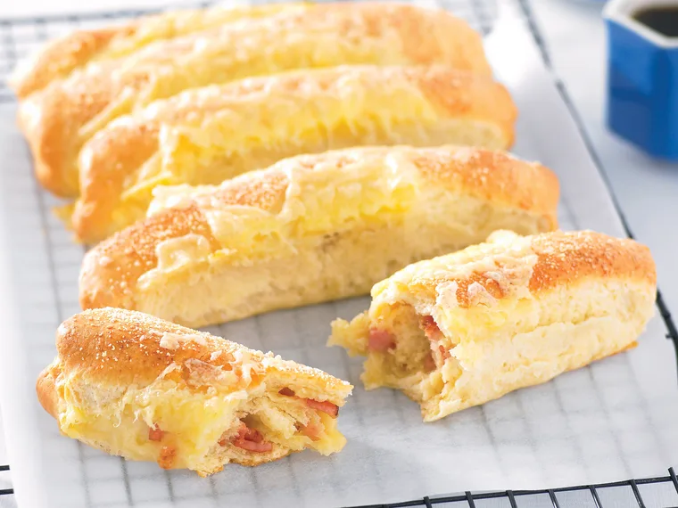 Bacon andamp; Cheese Pull Aparts