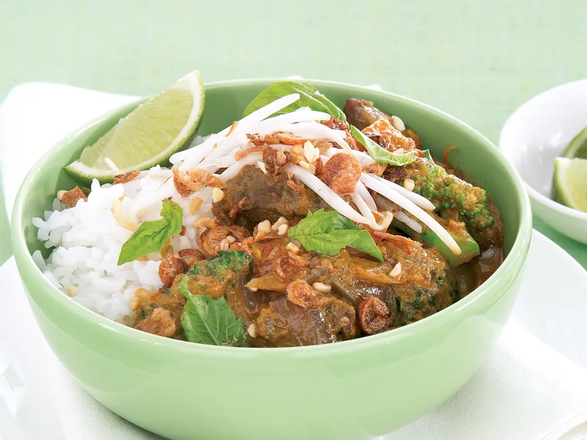 Thai red beef curry