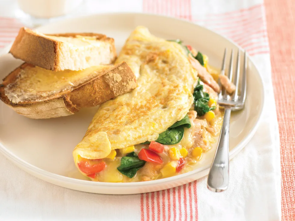 Mozzarella, Spinach and Tuna Omelet