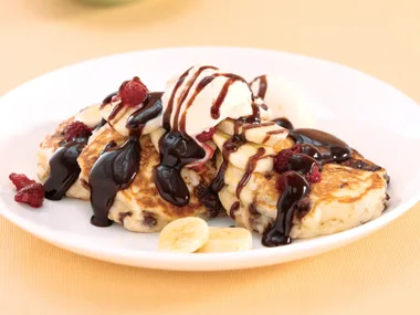 Banana andamp; Chocolate Fudge Pancakes