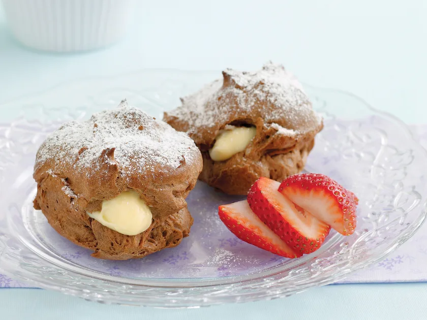 White chocolate profiteroles