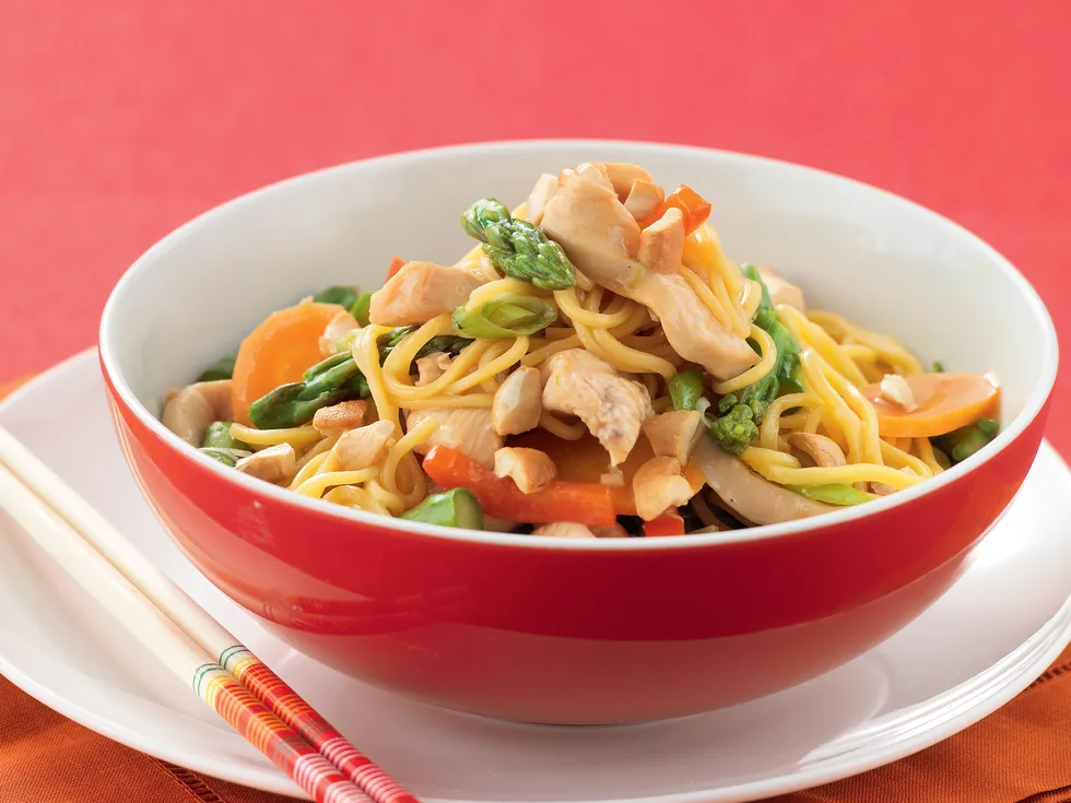 Chicken, Vegetable and Cashew Noodles