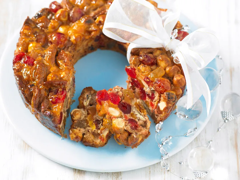Wreath cake
