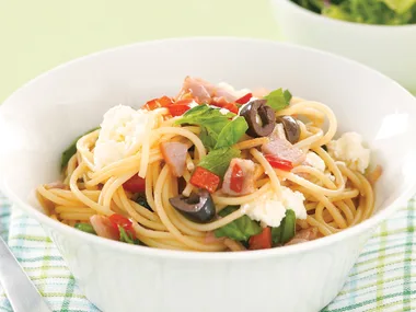 Bacon, Capsicum and Basil Spaghetti