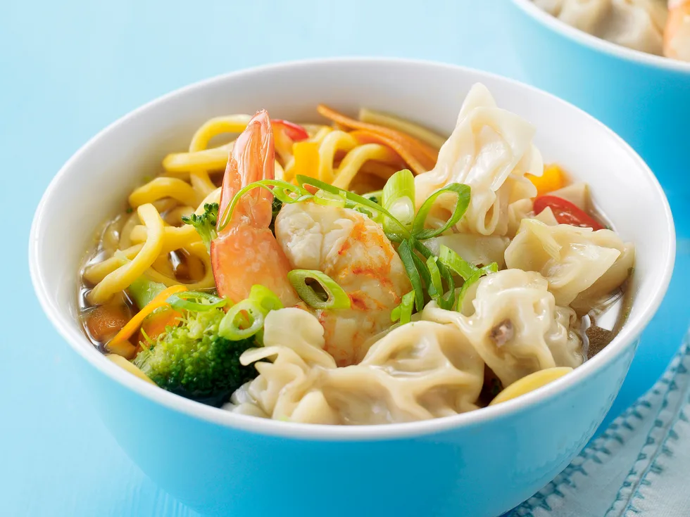 Wonton and Noodle Soup