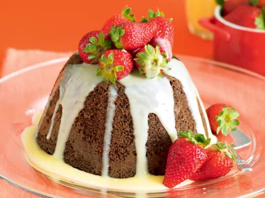 Chocolate Pudding with White Chocolate Custard