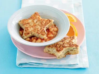 Cheesy Star French Toast with Baked Beans